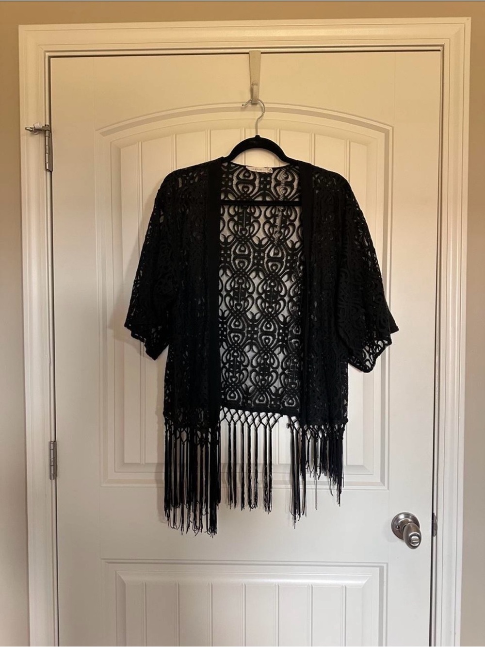 entro Black Lace Fringe Kimono Cardigan